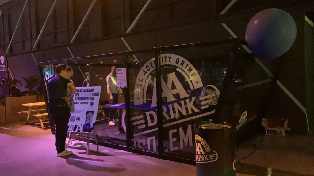 AA pingpong padelbaan met geïntegreerde verlichting